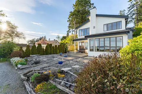 8244 Birch Bay Dr, Blaine, WA 98230