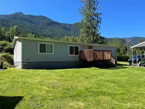 226 Bennett Rd, Randle, WA 98377