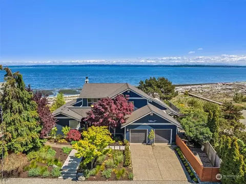 15615 Point Monroe Dr NE, Bainbridge Island, WA 98110