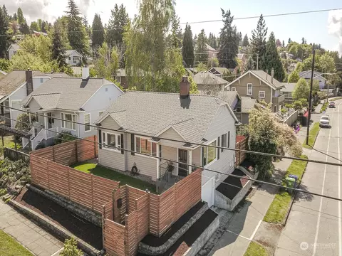 4359 SW Willow St, Seattle, WA 98136
