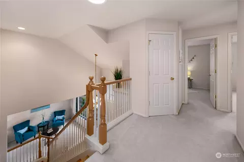 Entry Way - 20028 27th Ave SE, Bothell, WA 98012 photo 4 of 4