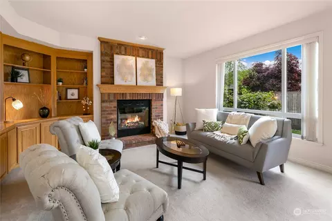 Living - 20028 27th Ave SE, Bothell, WA 98012 photo 1 of 2