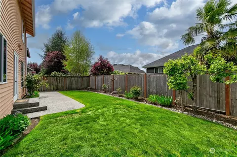 Exterior - 20028 27th Ave SE, Bothell, WA 98012 photo 3 of 5