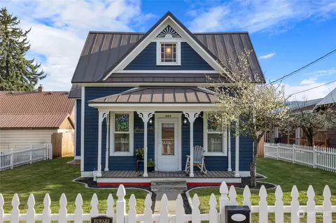 303 W Third St, Cle Elum, WA 98922