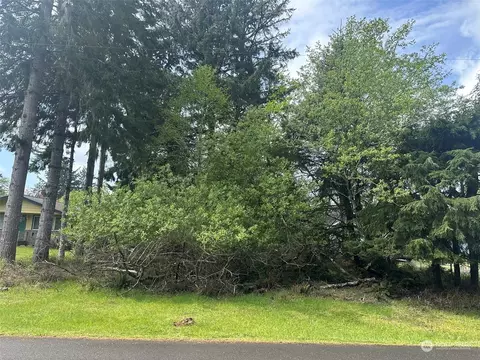 276 Bass Ave NE, Ocean Shores, WA 98569