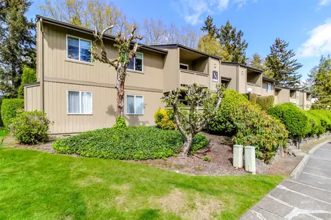 6105 N 16th St #N104, Tacoma, WA 98406