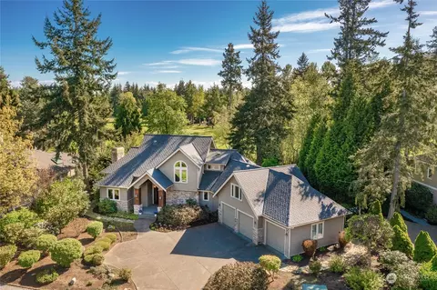 8965 Bald Eagle Dr, Blaine, WA 98230