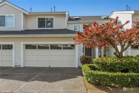 4714 Fairwood Blvd NE #904, Tacoma, WA 98422