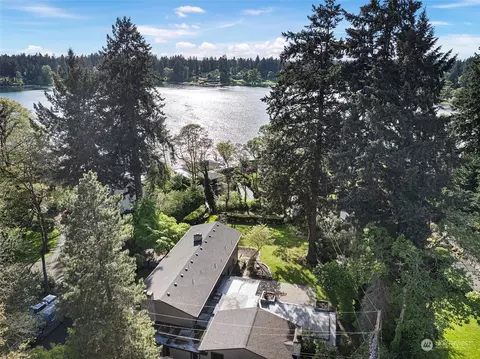 11928 Nyanza Rd SW, Lakewood, WA 98499