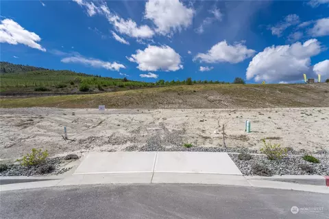 174 Loretta Ln, Chelan, WA 98816