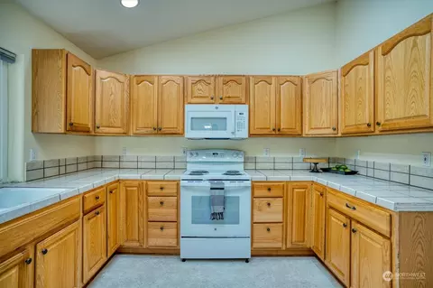 581 Ridge View Dr, Sequim, WA 98382 photo 11