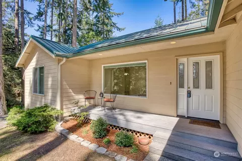 581 Ridge View Dr, Sequim, WA 98382 photo 3