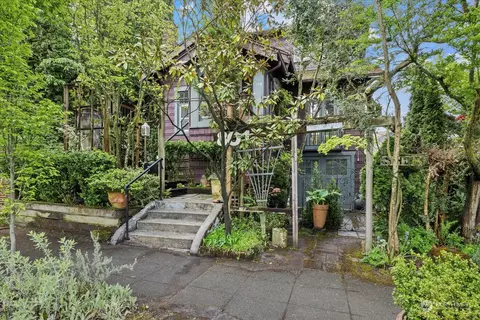 801 NE 75th St, Seattle, WA 98115