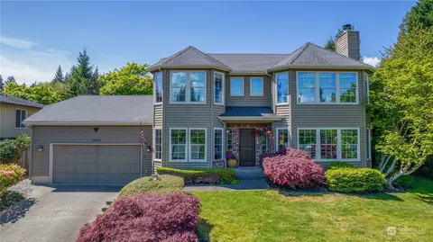 Exterior - 24202 26th Ave SE, Bothell, WA 98021 photo 2 of 9