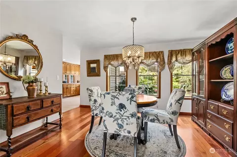 Dining - 24202 26th Ave SE, Bothell, WA 98021 photo 1 of 2