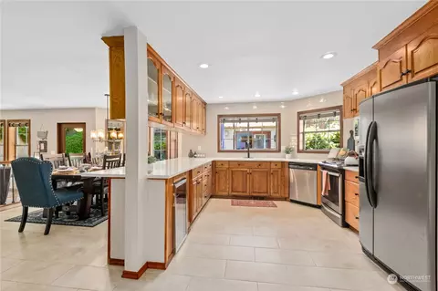 Kitchen - 24202 26th Ave SE, Bothell, WA 98021 photo 1 of 3