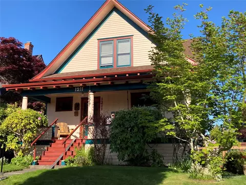 1211 Rucker Ave, Everett, WA 98201 photo 3