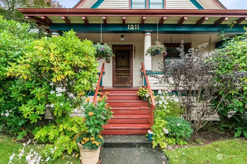 1211 Rucker Ave, Everett, WA 98201 photo 4