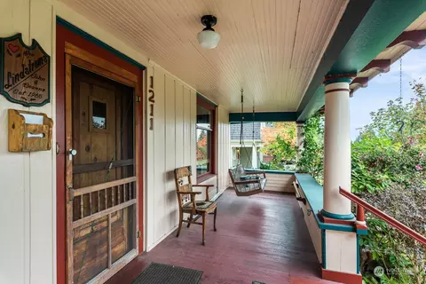 1211 Rucker Ave, Everett, WA 98201 photo 5