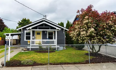 2004 Neilsen Ave, Enumclaw, WA 98022