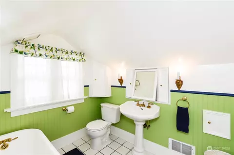 1426 Oakes Ave, Everett, WA 98201 photo 23