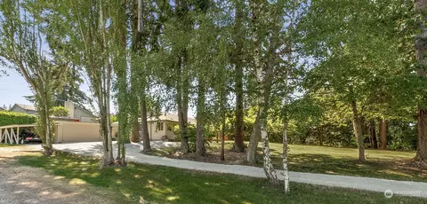 18902 8th Ave SW, Normandy Park, WA 98166