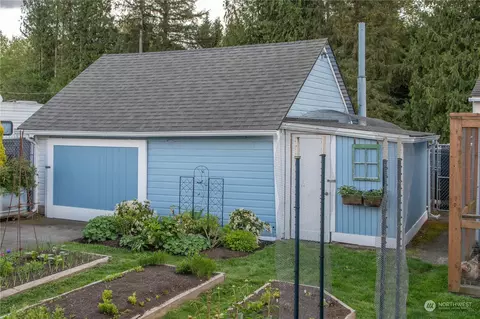 Exterior - 712 Main St, Sultan, WA 98294 photo 11 of 19
