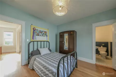 Bedroom - 712 Main St, Sultan, WA 98294 photo 4 of 4