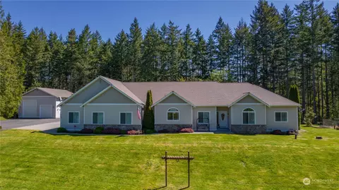 6605 Stringtown Rd E, Eatonville, WA 98328