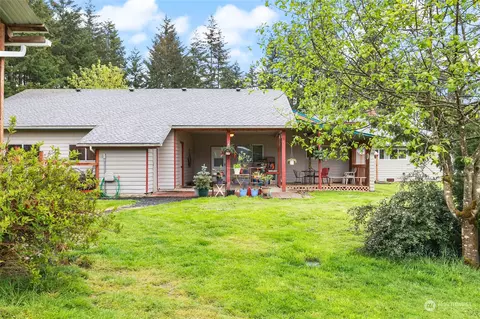 Exterior - 619 Middle Fork Rd, Onalaska, WA 98570 photo 5 of 10