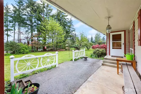 Exterior - 619 Middle Fork Rd, Onalaska, WA 98570 photo 3 of 10