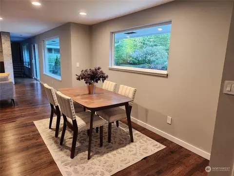 Dining - 8498 Talbot Rd, Edmonds, WA 98026 photo 1 of 1