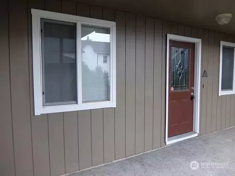 2421 62nd St SE, Everett, WA 98203 photo 2