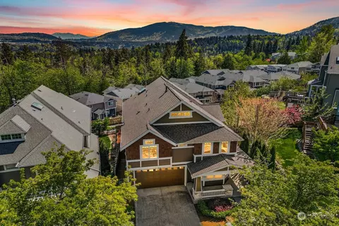 772 Big Tree Dr NW, Issaquah, WA 98027