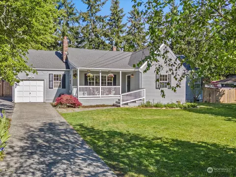 14636 16th Ave SW, Burien, WA 98166