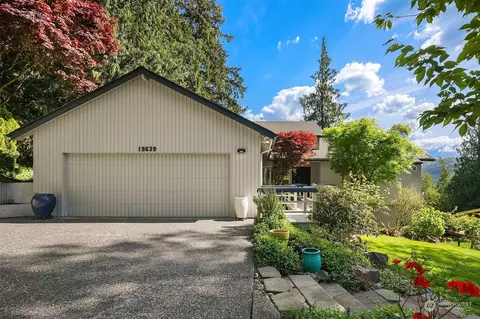 19639 SE 29th St, Sammamish, WA 98075