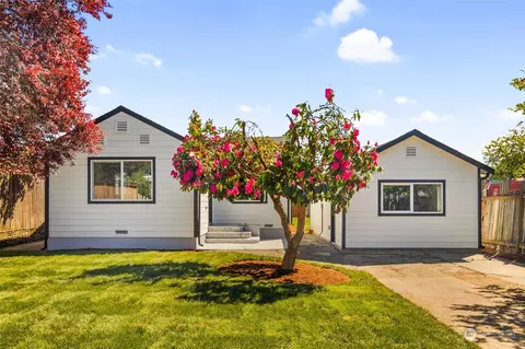 10212 19th Ave SW, Seattle, WA 98146