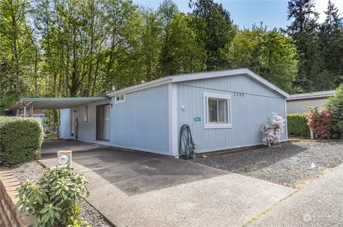1298 NE Steele Creek Dr, Bremerton, WA 98311