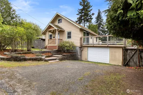 710 Smith St, Port Orchard, WA 98366