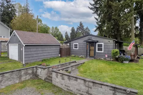 722 104th St S, Tacoma, WA 98444