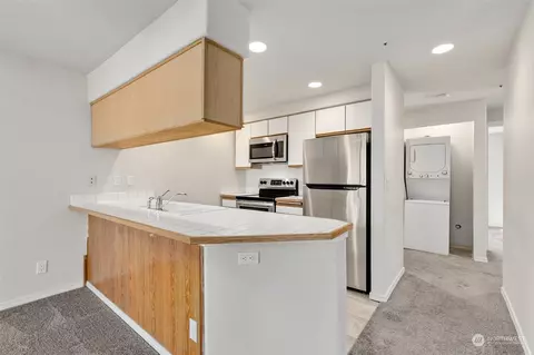 Kitchen - 9727 18th Ave W #A201, Everett, WA 98204 photo 1 of 2