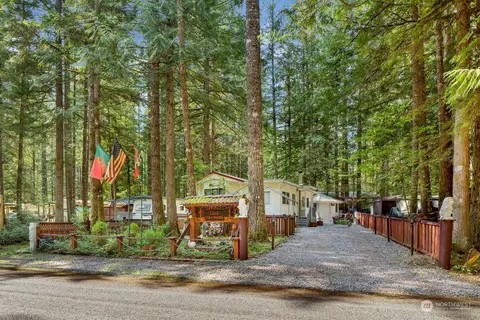 78 3 Schinn Canyon Cir, Deming, WA 98244