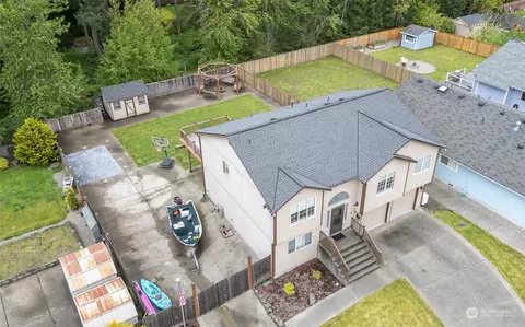 View/Area - 19932 83rd Ave E, Spanaway, WA 98387 photo 2 of 4