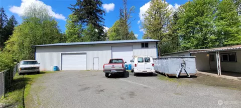 17271 SE Petrovitsky Rd, Renton, WA 98058
