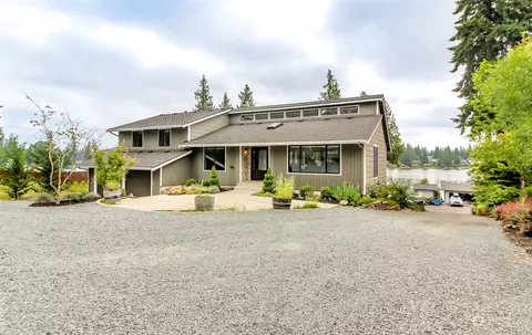 5667 W Tapps Hwy E, Bonney Lake, WA 98391