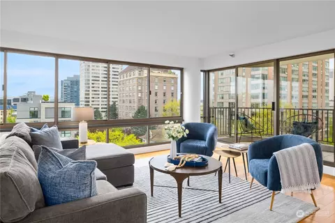 1120 Spring St #903, Seattle, WA 98104