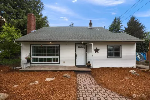 13033 10th Ave S, Burien, WA 98168