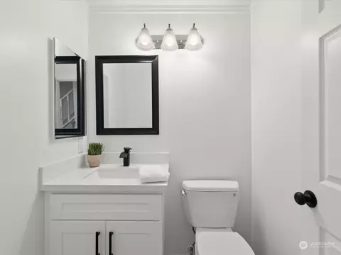 Bath - 22626 8th Dr SE, Bothell, WA 98021 photo 1 of 5