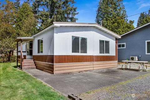 5070 Alder St, Birch Bay, WA 98230