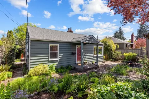8652 13th Ave SW, Seattle, WA 98106